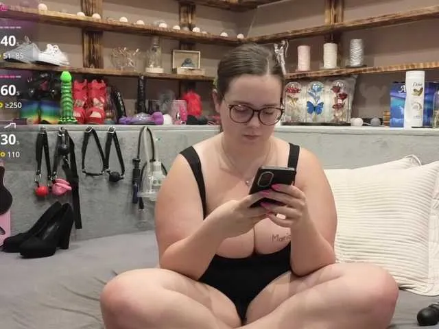 Live sex webcam photo for KimberlyCaprice #291825863
