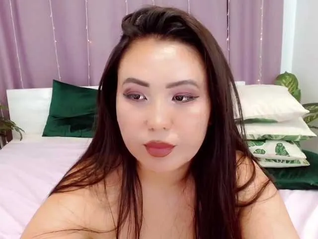 Live sex webcam photo for Kimethea4 #274353449