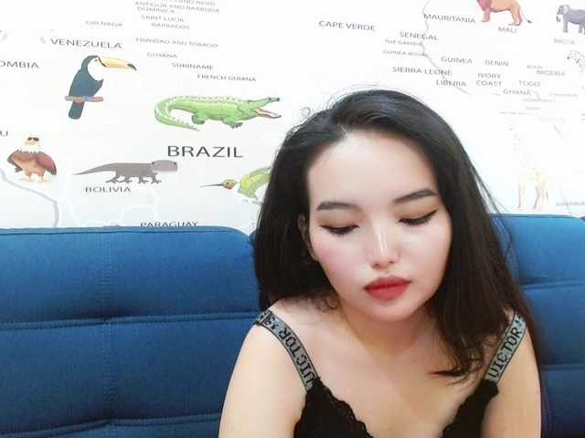 Live sex webcam photo for KimiAi #275613261