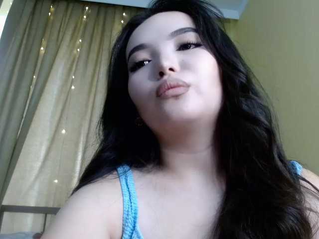 Live sex webcam photo for KimiAi #276105334