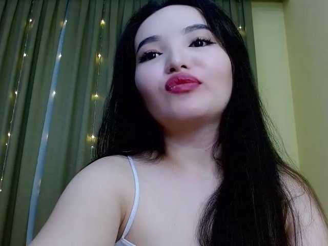 Live sex webcam photo for KimiAi #276171235