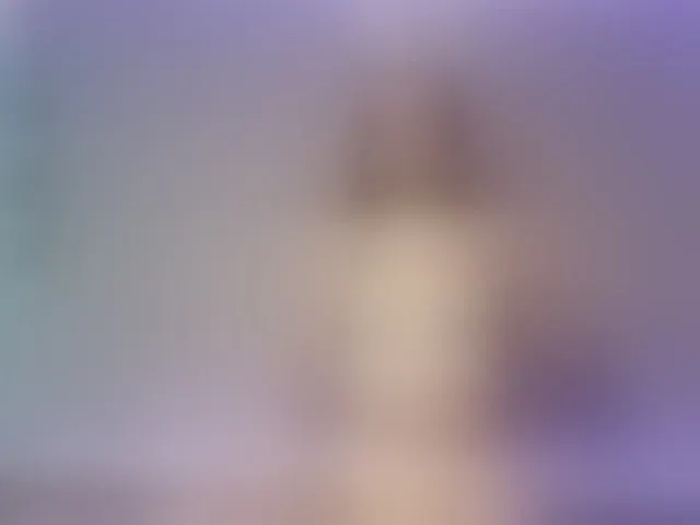 Live sex webcam photo for KimikoChandronnait #293388284