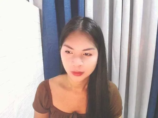 Live sex webcam photo for Kimjee #275991928