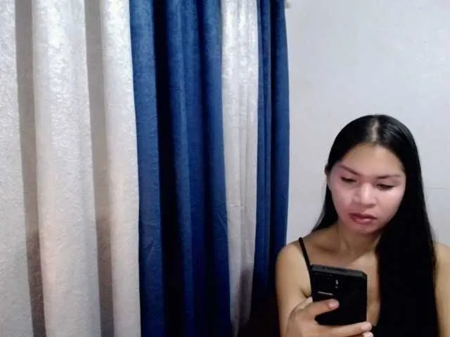 Live sex webcam photo for Kimjee #277056058
