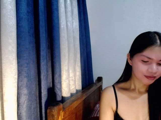 Live sex webcam photo for Kimjee #277401476