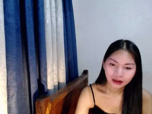 Live sex webcam photo for Kimjee #277673646