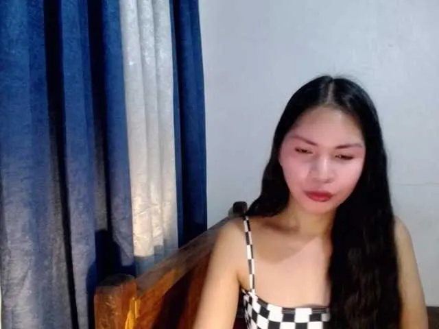 Live sex webcam photo for Kimjee #277686293