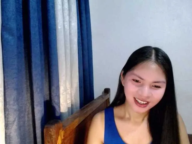 Live sex webcam photo for Kimjee #277689735