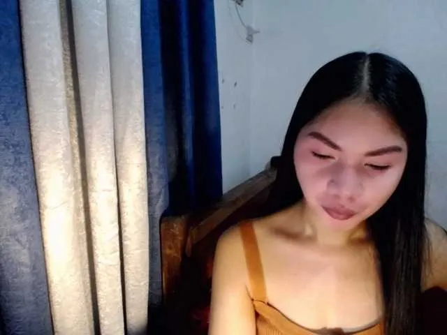 Live sex webcam photo for Kimjee #277804698