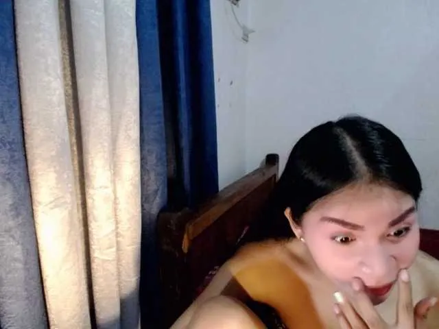 Live sex webcam photo for Kimjee #277811390