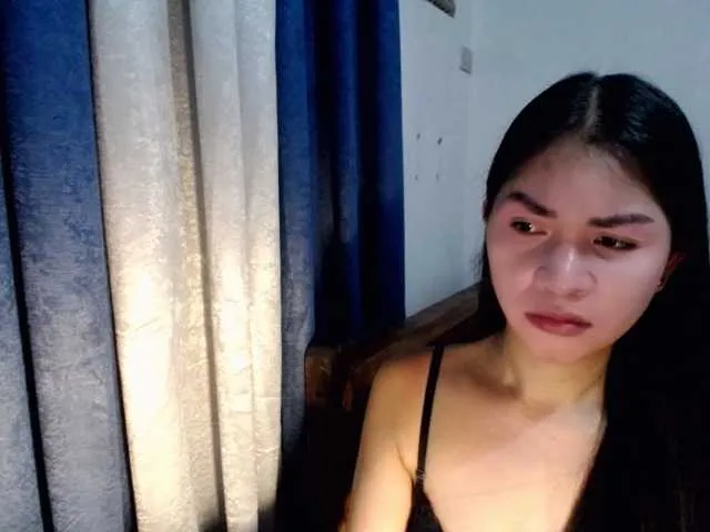 Live sex webcam photo for Kimjee #277849885