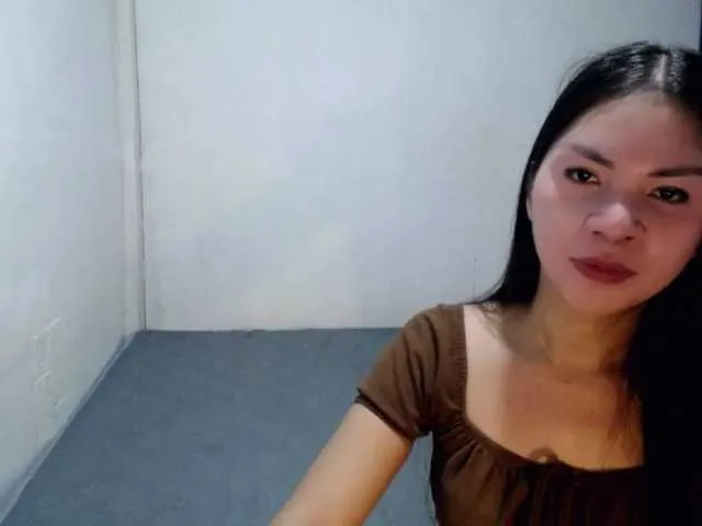 Live sex webcam photo for Kimjee #278253958