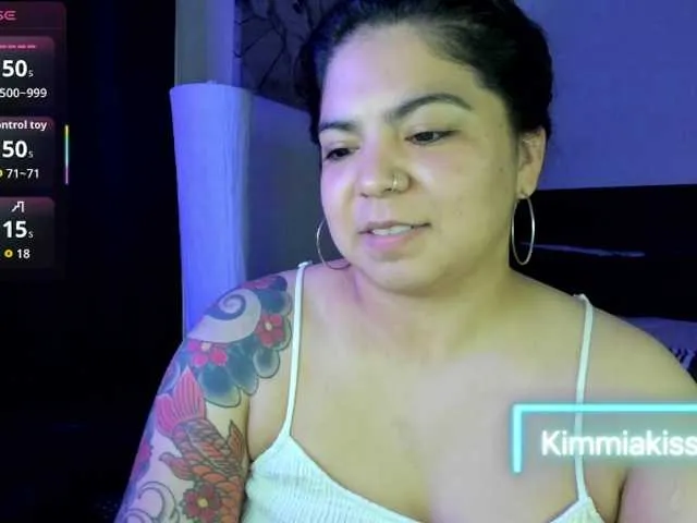 Live sex webcam photo for Kimmiakiss22 #291763094