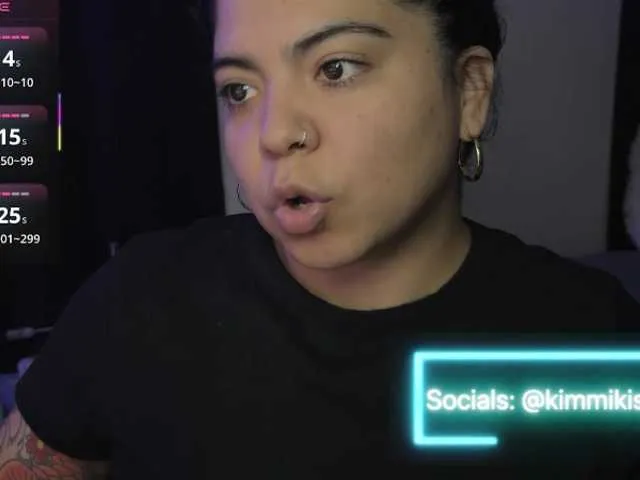 Live sex webcam photo for Kimmiakiss22 #291970745