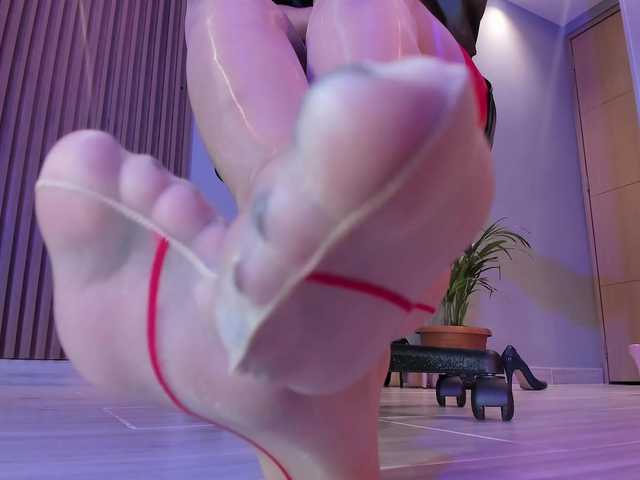 Live sex webcam photo for kimmroggerr #277936987