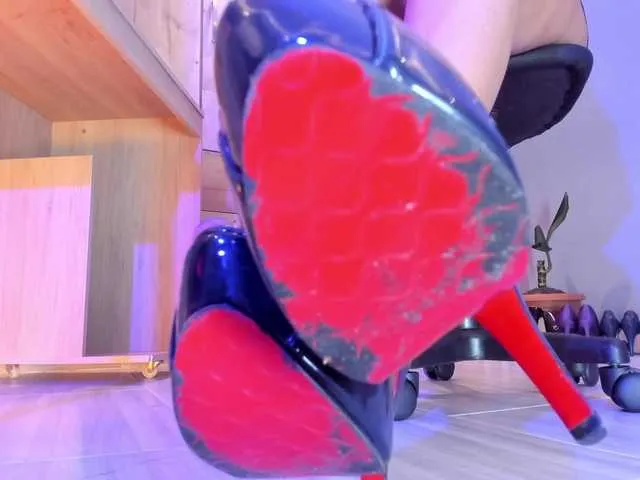 Live sex webcam photo for kimmroggerr #290025363