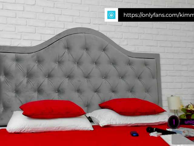 Live sex webcam photo for KimmyMorgan #272817523