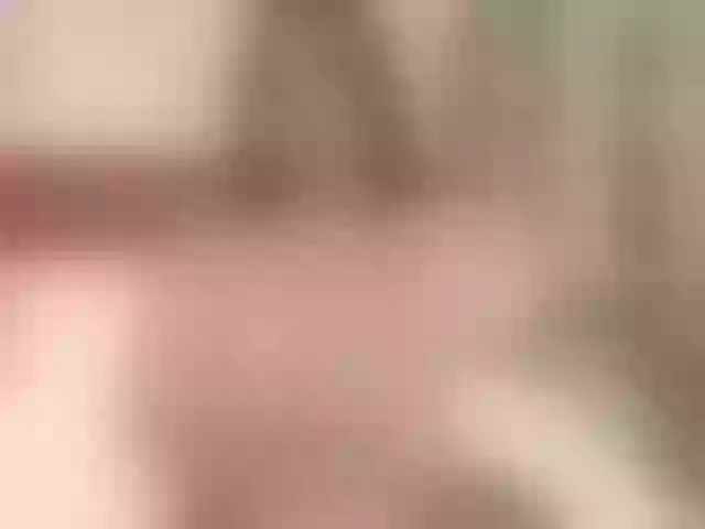 Live sex webcam photo for KimmyTails #274045972