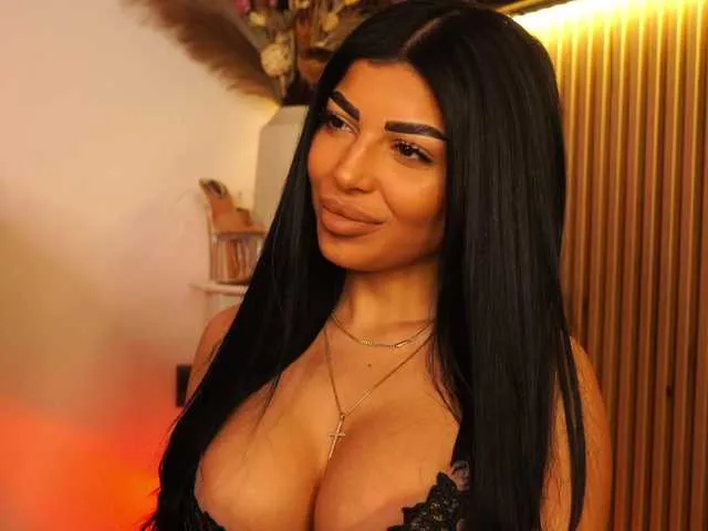 Live sex webcam photo for KimyBroox #293089859