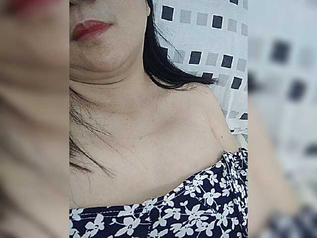 Live sex webcam photo for Kindheart2 #274347485