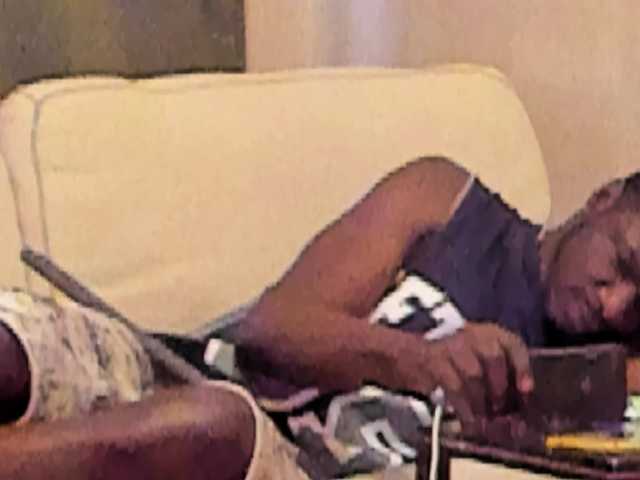 Live sex webcam photo for KingLongman #273282774