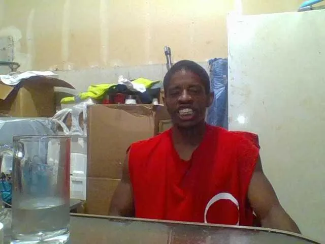 Live sex webcam photo for Kinglucero #276080041