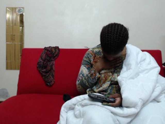 Live sex webcam photo for KinkyAshley95 #273835738