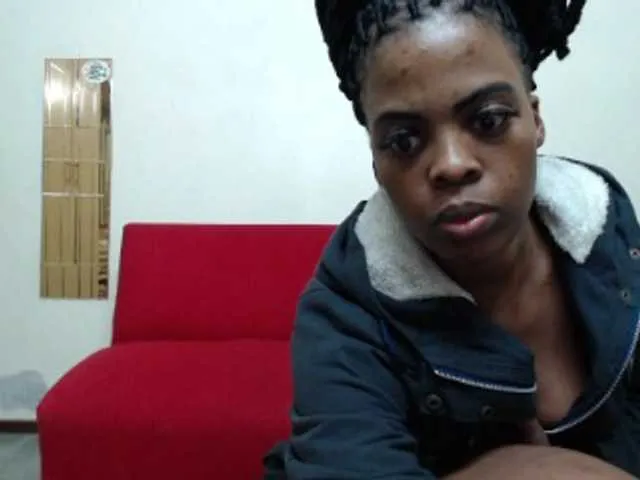 Live sex webcam photo for KinkyAshley95 #274121043