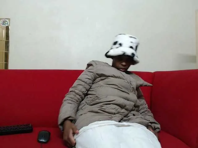 Live sex webcam photo for KinkyAshley95 #274397084