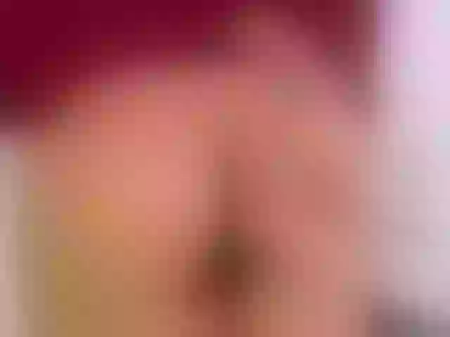 Live sex webcam photo for KinkyCutie #291101871
