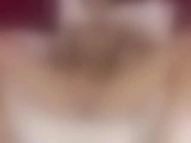Live sex webcam photo for KinkyCutie #291116479