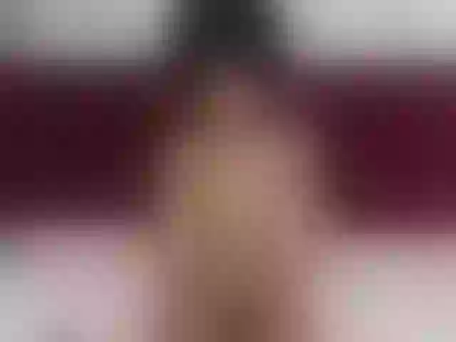 Live sex webcam photo for KinkyCutie #291164321