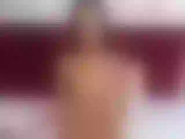 Live sex webcam photo for KinkyCutie #291235343