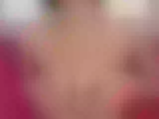 Live sex webcam photo for KinkyCutie #291482382
