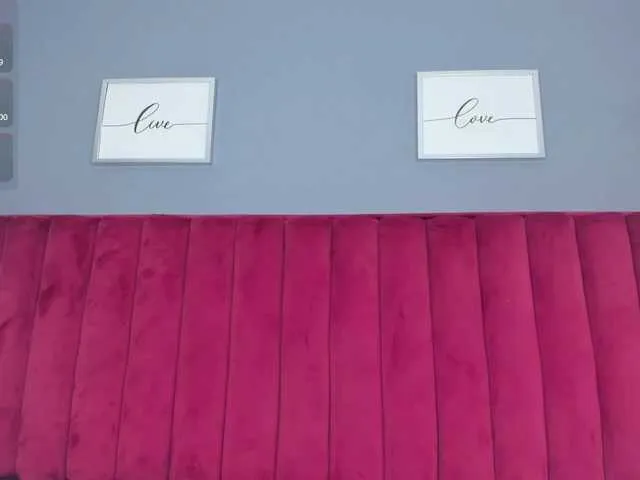 Live sex webcam photo for KinkyCutie #291496294