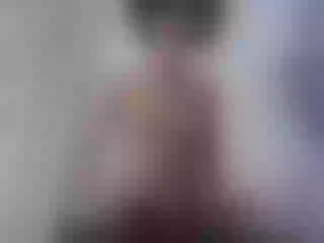 Live sex webcam photo for KinkyCutie #291578349