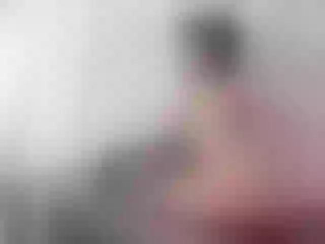 Live sex webcam photo for KinkyCutie #291604288