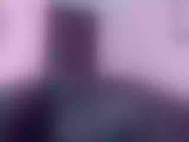 Live sex webcam photo for KinkyCutie #291881006