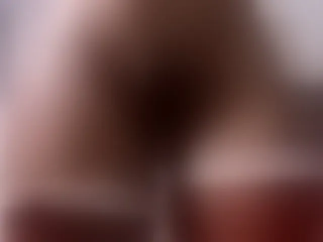 Live sex webcam photo for KinkyCutie #292968057