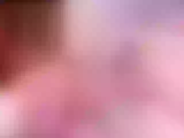 Live sex webcam photo for KinkyKaroline #275531497