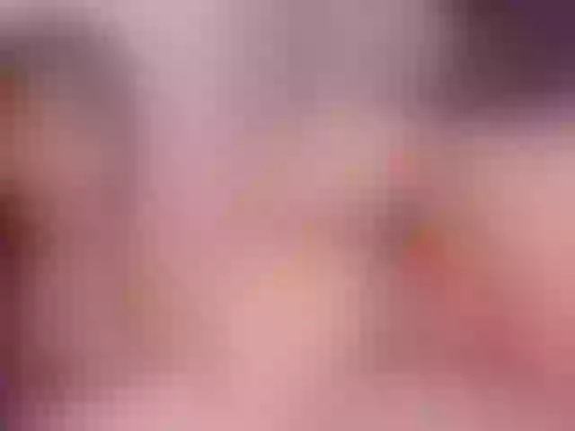 Live sex webcam photo for KinkyKaroline #277366141