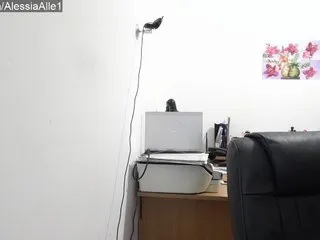 Live sex webcam photo for KinkyOffice #194894438