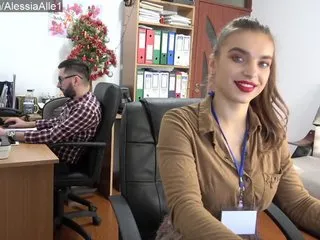 Live sex webcam photo for KinkyOffice #195282161