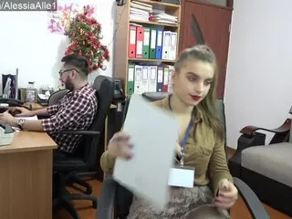 Live sex webcam photo for KinkyOffice #195292225