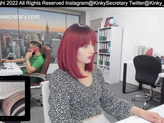 Live sex webcam photo for KinkyOffice #274147319