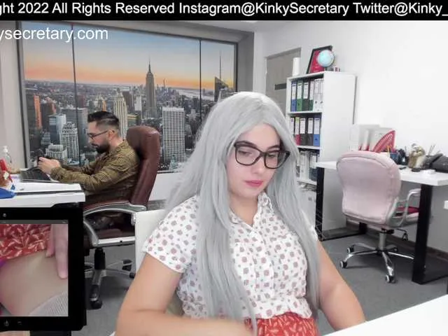 Live sex webcam photo for KinkyOffice #274613619