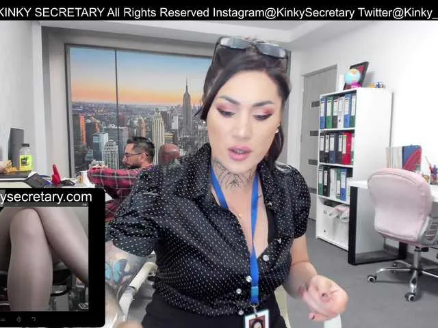 Live sex webcam photo for KinkyOffice #276327120