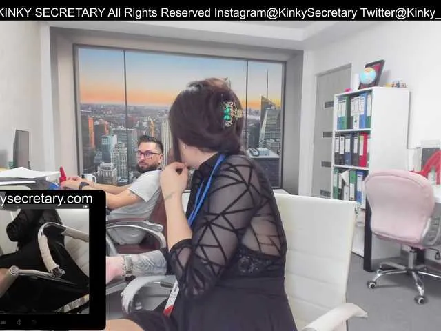 Live sex webcam photo for KinkyOffice #276391835