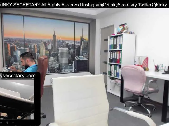 Live sex webcam photo for KinkyOffice #276440188