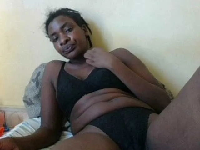 Live sex webcam photo for Kinkyzippy #276843412